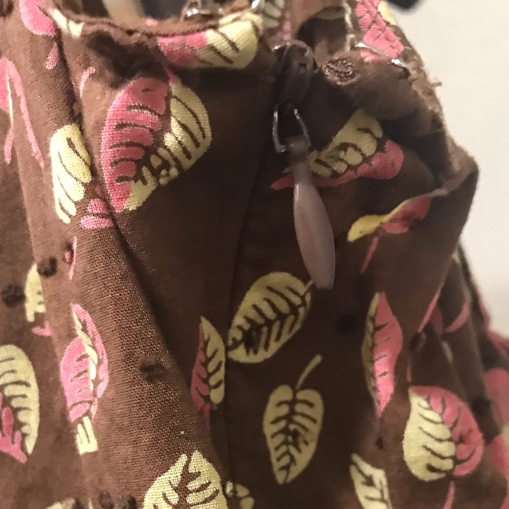 blouse - Picture 5 of 6